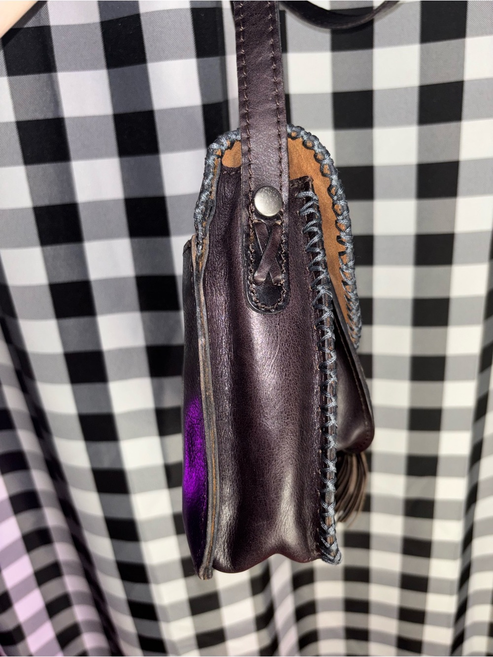 Patricia Nash Beaumont Black Tooled Leather Crossbody Bag - Picture 4 of 9